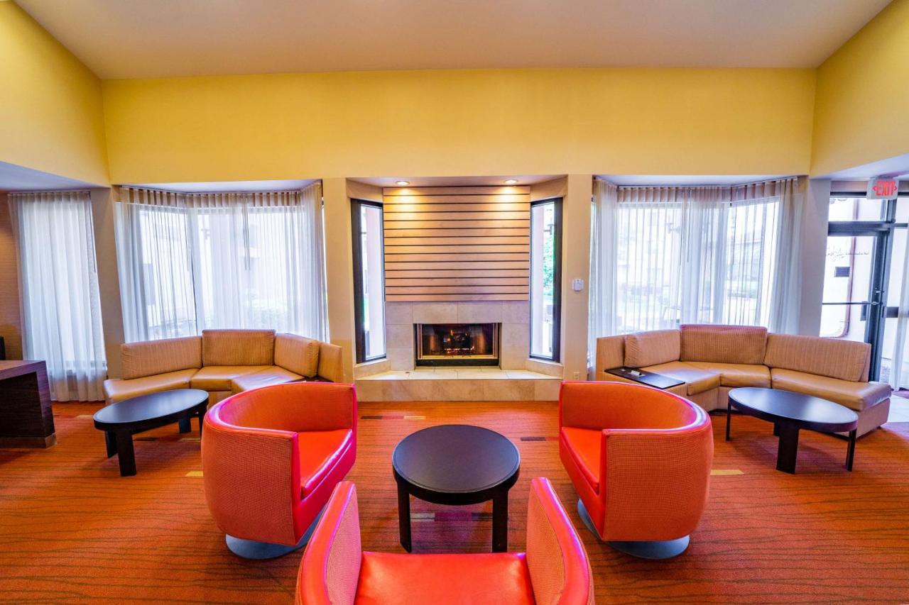 Iowa Inn Bettendorf Quad Cities מראה חיצוני תמונה