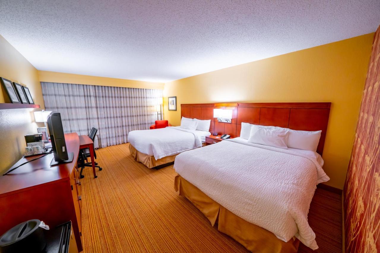 Iowa Inn Bettendorf Quad Cities מראה חיצוני תמונה