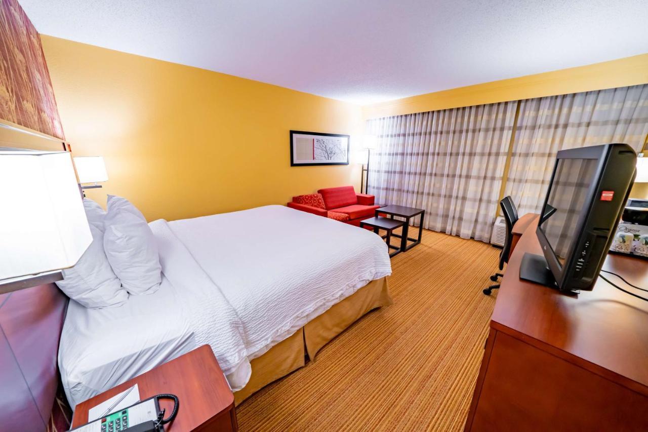 Iowa Inn Bettendorf Quad Cities מראה חיצוני תמונה