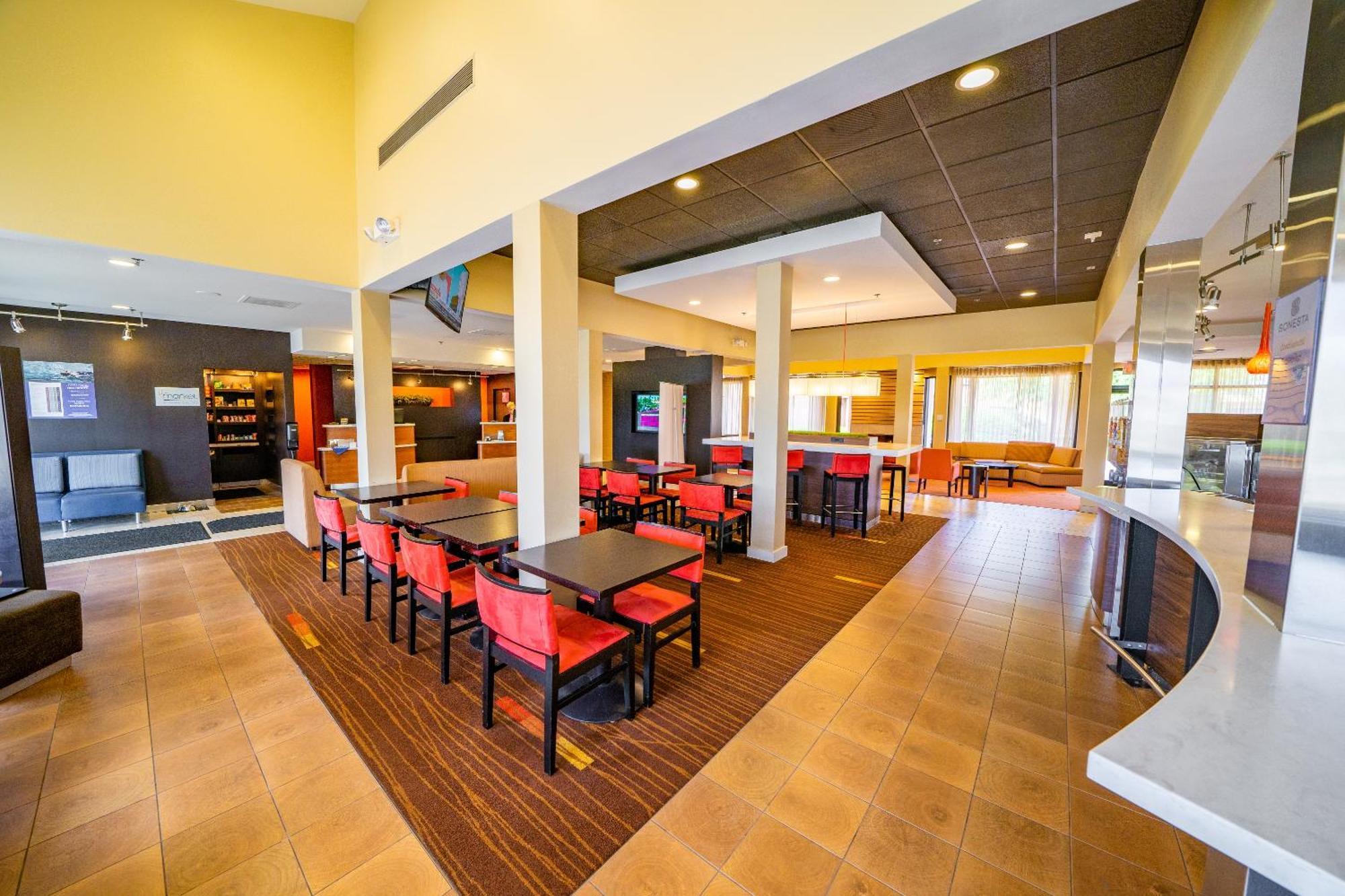 Iowa Inn Bettendorf Quad Cities מראה חיצוני תמונה