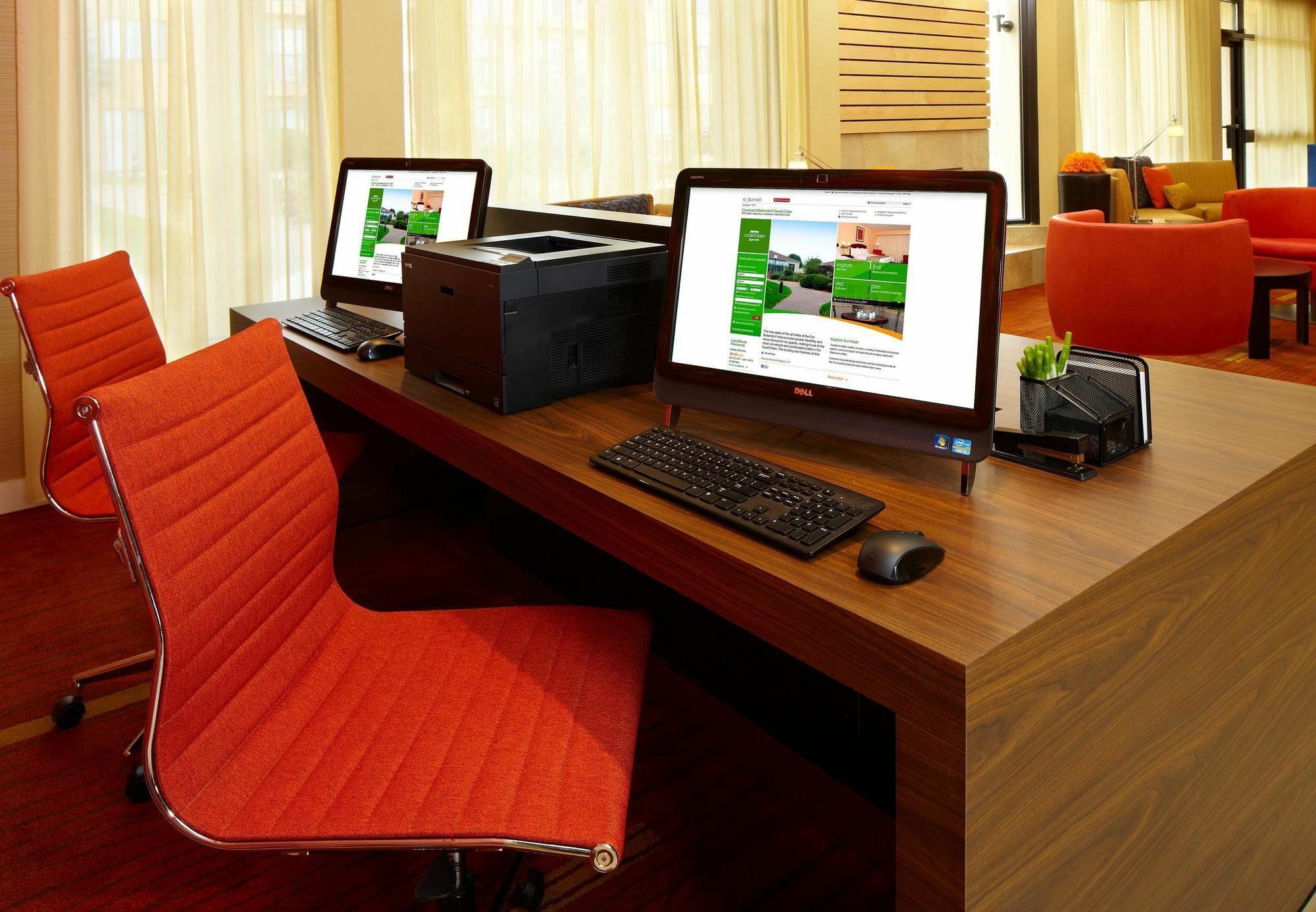 Iowa Inn Bettendorf Quad Cities מראה חיצוני תמונה